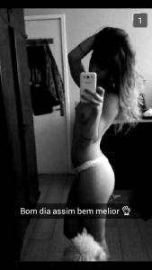 femme-snap-xx-prv-du-42