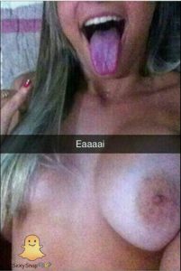photo-cul-femme-nue-dans-le-65